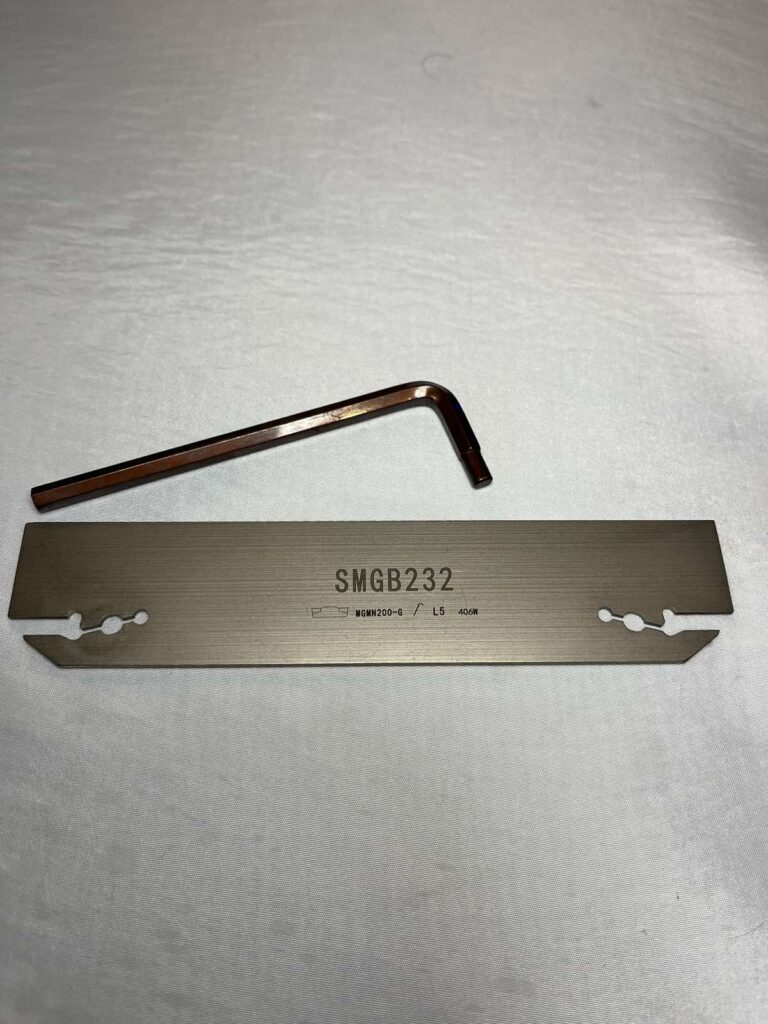 SMGB 232 Cut-off Blade Tool Holder